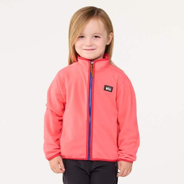 Model info: Height: 41" | Wearing size: 4 T