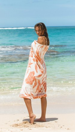 Slowtide Hauke Oversized Beach Towel 4