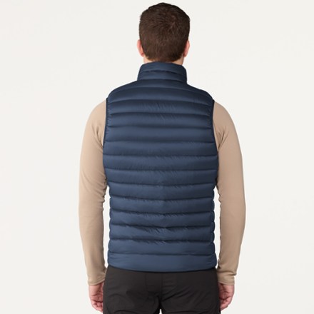 Patagonia Down Sweater Vest - Men's 4