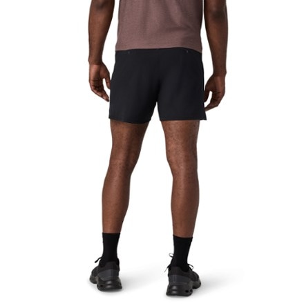 Vuori Qualify 5" Lined Shorts - Men's 2