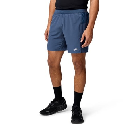 Brooks Journey 7" Shorts - Men's 0