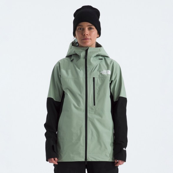 On Body Image of color Slate Moss/Tnf Black