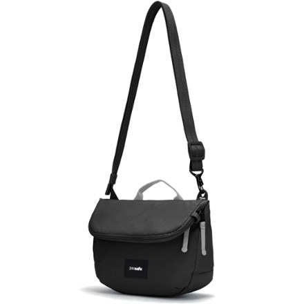Pacsafe GO Anti-theft Saddle Crossbody 3