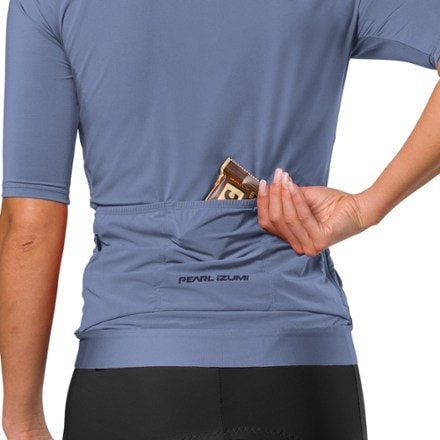 PEARL iZUMi Expedition Cycling Jersey - Women's 7