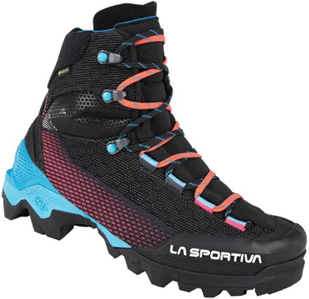 La Sportiva Aequilibrium ST GTX Mountaineering Boots - Women's 2