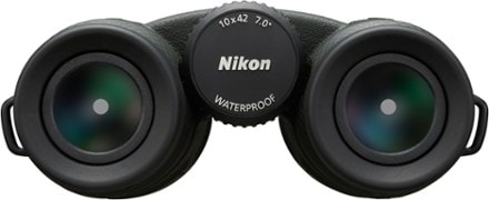 Nikon Prostaff P7 10 x 42 Binoculars 7