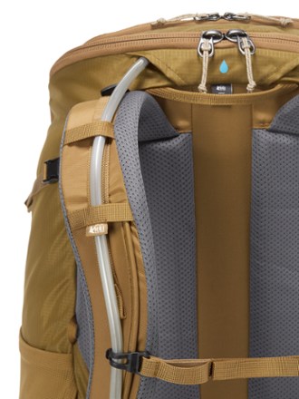 REI Co-op Trail 40 Pack - Men's Hydration port & tube routing