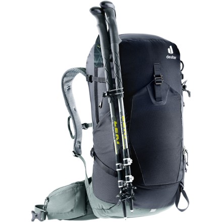 Deuter Trail Pro 33 Pack 6