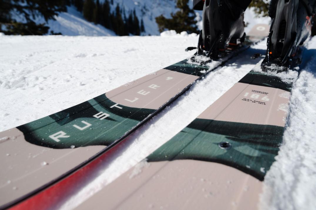 Location Image for Rustler 9 Skis - Men's - 2025/2026
