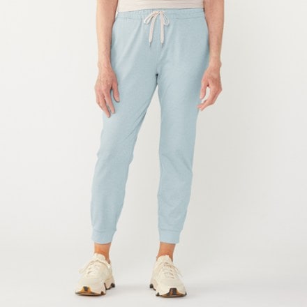 Vuori Performance Joggers - Women's 1