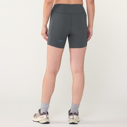 Janji Pace 5" Shorts - Women's 4