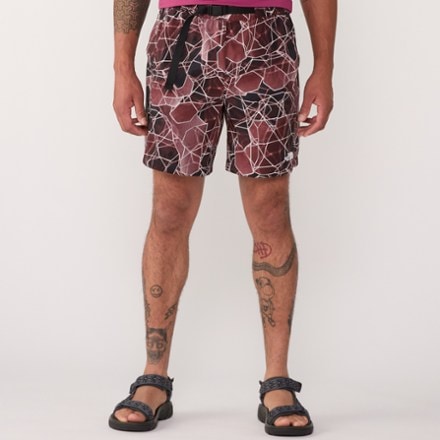 The North Face Class V Belted 7" Shorts - Men's 2