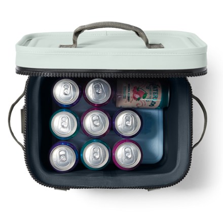 YETI Hopper Flip 12 Soft Cooler 7