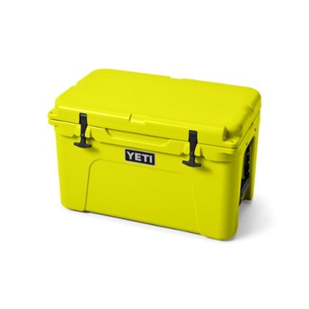 YETI Tundra 45 Cooler 1