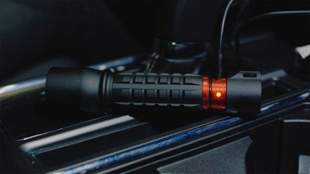 Coast XP11R Professional Series Flashlight 2