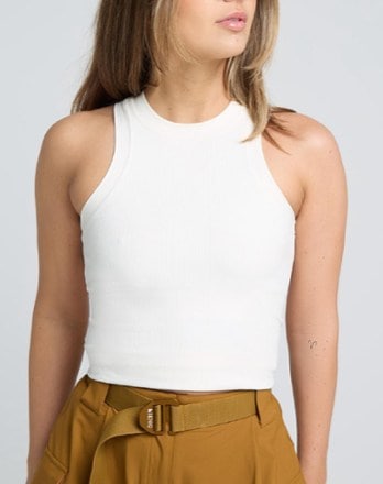 SENIQ Oasis Tank Top - Women's 1