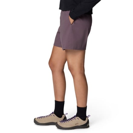 Mountain Hardwear Rockrydge 5" Shorts - Women's 4