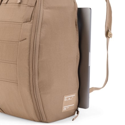Db Journey Hugger Pack 25L 7