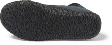Roxy 1.0 mm Prologue Round Toe Booties - Women's Sole view (True Black)