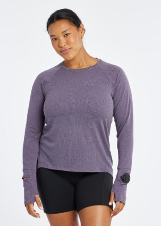 Flyout Long-Sleeve Top - Women's