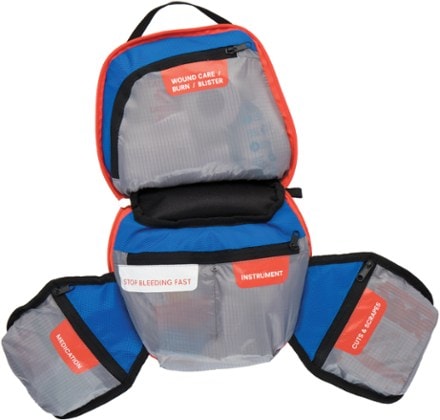 Adventure Medical Kits Mountain Series Backpacker Medical Kit 3