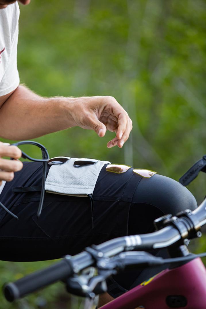 Location Image for Leadout Pivlock ChromaPop Sunglasses