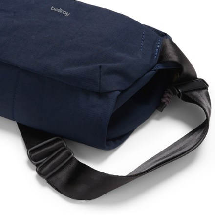 Bellroy Venture Sling 6 L 3