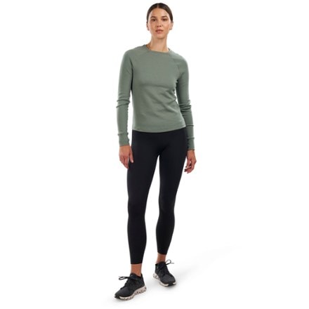 ALWRLD ALRN Raglan Thermal Crew - Women's 2