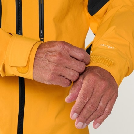 The North Face Summit FUTURELIGHT Torre Egger Jacket - Men's 10