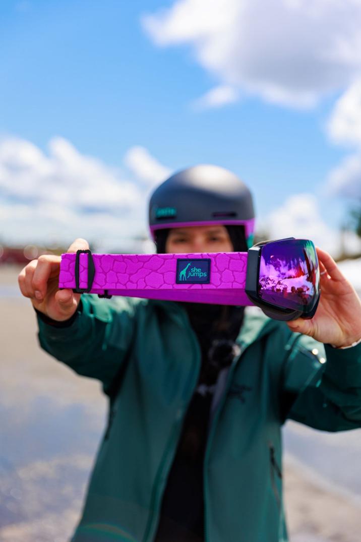 Location Image for I/O MAG ChromaPop Snow Goggles with Lens Protector - Low-Bridge Fit