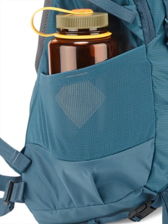 REI Co-op Trail 25 Pack Water bottle pocket (water bottle not included)