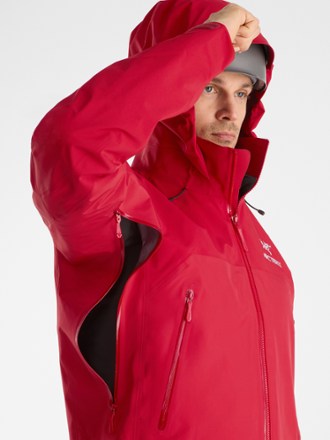Arc'teryx Beta AR Jacket - Men's 6