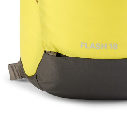 REI Co-op Flash 18 Pack Trekking pole attachments