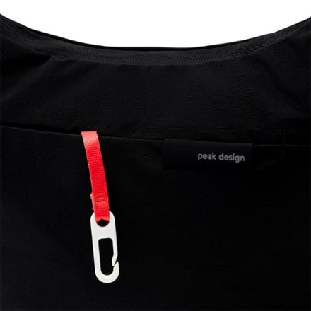 Peak Design City Crescent 6 L 3