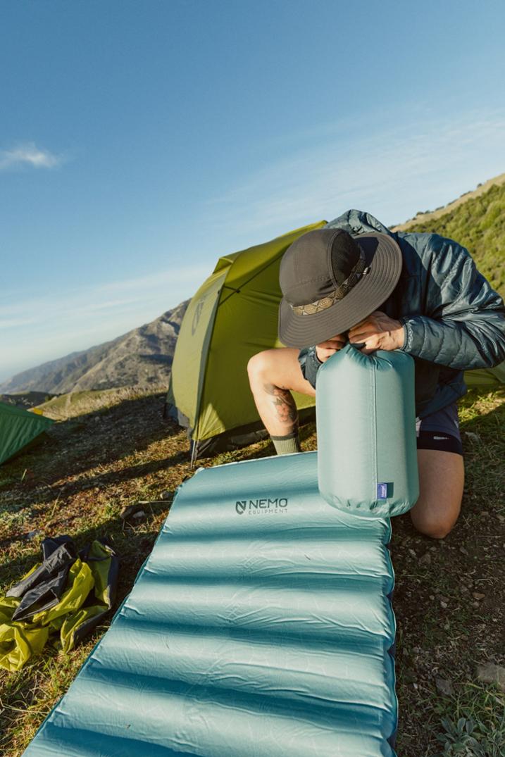 Location Image for Flyer Cloud Insulated Hybrid Sleeping Pad