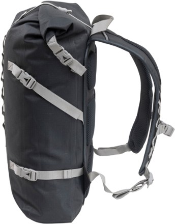 ALPS Mountaineering Stonewall 20 Pack 4