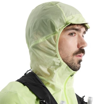 Arc'teryx Norvan Windshell Hoody - Men's 6