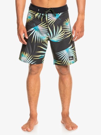 Quiksilver Highlite Arch Board Shorts - Men's 19" Outseam 1