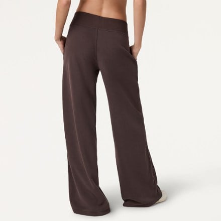 Vuori Sedona Mid-Rise Wideleg Pants - Women's 2