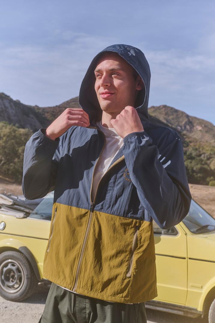 Location Image for Encinitas Windbreaker - Men's