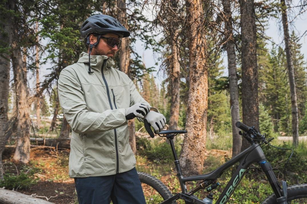 Location Image for Saboteur Hoody - Men's