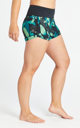 Oiselle Aviary Shorts - Women's 2