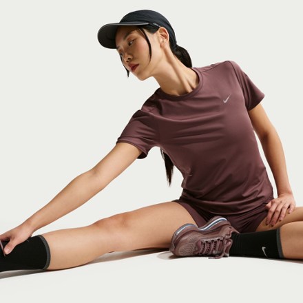 Nike Swift Dri-FIT Top - Women's 3