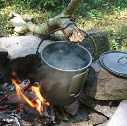 TOAKS Titanium 750 ml Pot with Bail Handle 8