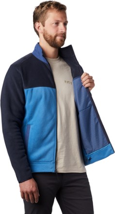 Mountain Hardwear UnClassic Fleece Jacket - Men's 2