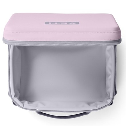 YETI Daytrip 5 L Lunch Box 4