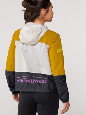 The North Face Trailwear Wind Whistle Jacket - Women's 2