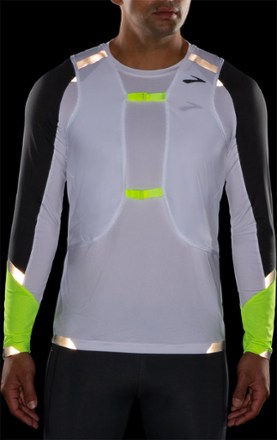 Brooks Run Visible Convertible Jacket - Men's 6