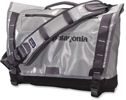 Patagonia Black Hole Messenger Bag | REI Co-op