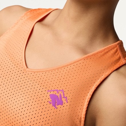 rabbit EZ Vee Perf Trail Tank Top - Women's 4